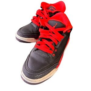 Nike Air Jordan III 3 Retro GS Black Bright Crimson  Size 4Y / 5.5W